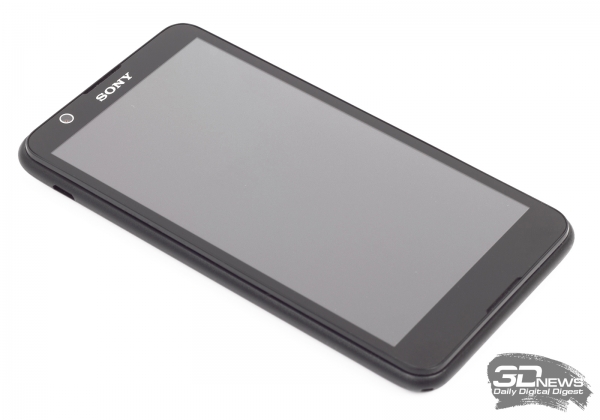 Sony Xperia E4 Dual -- лицевая панель